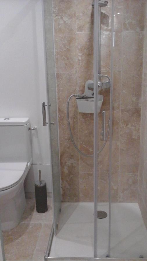 Kira Hotel Uzès Eksteriør billede